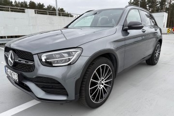 salon PL / FV VAT 23% / 400d / bezwypadkowy / 330 KM / Hak /