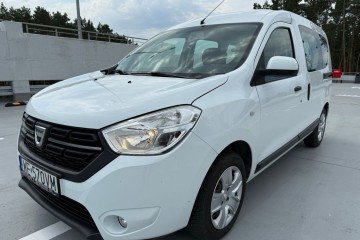 salon PL / FV Vat23% / gwarancja / czysty i zadbany / Laureate