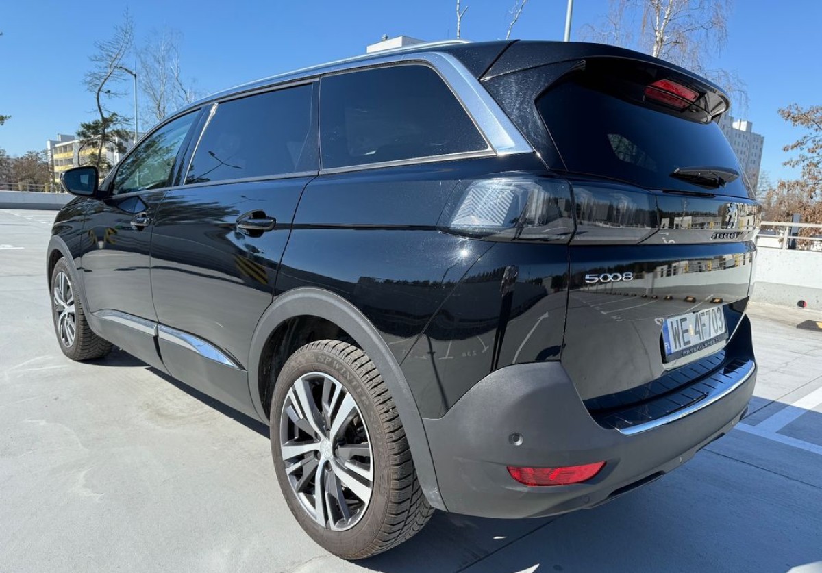 Peugeot 5008
